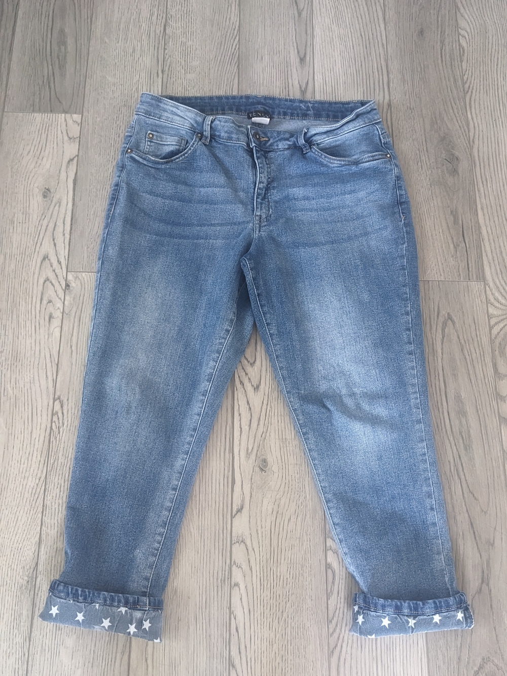 VENUS Light Blue Star-Cuff Cropped Jeans 12
